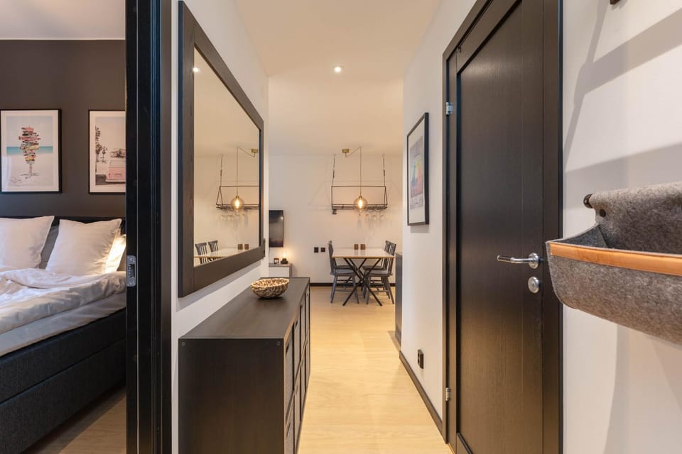 Dining area, Bedroom