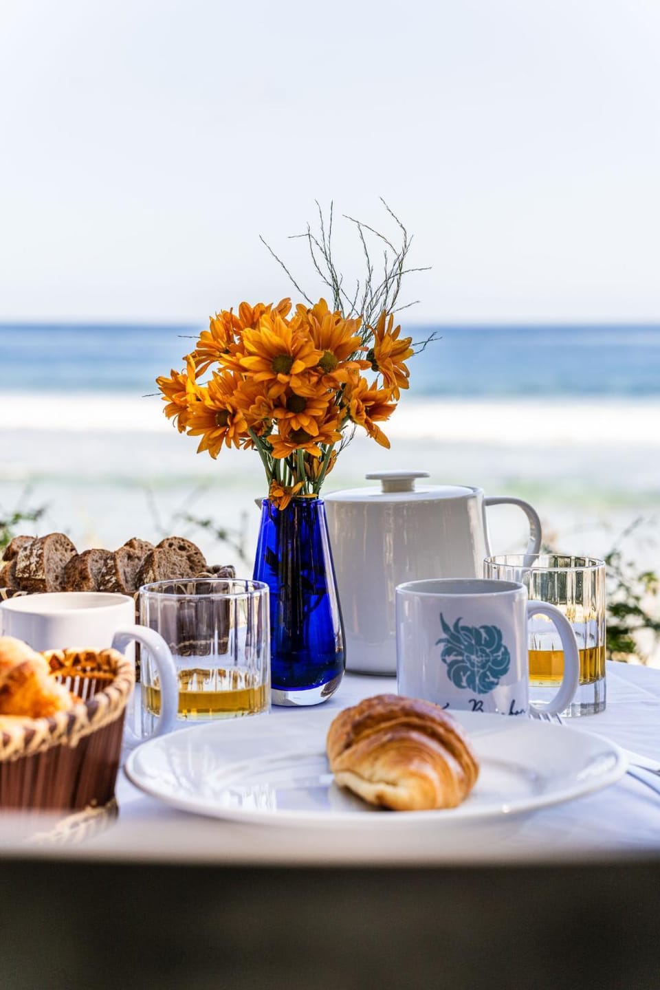 Natural landscape, Sea view, Lunch