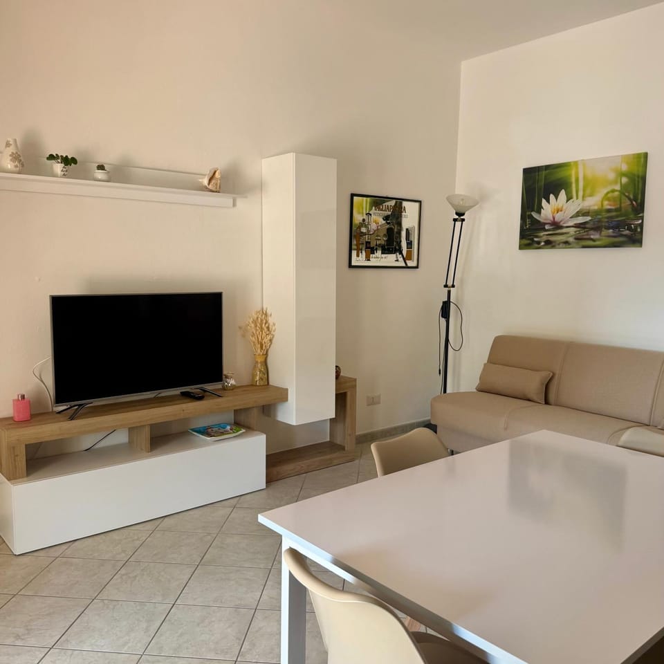 Luciana House Apartment in Olbia
