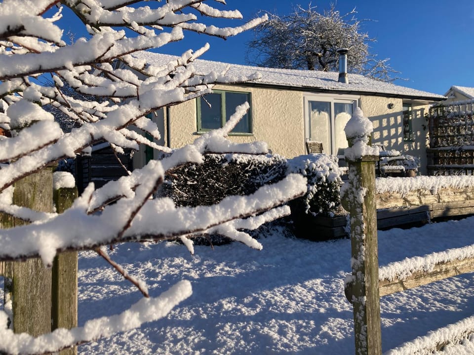 The Stable with cozy logburner House in Wales