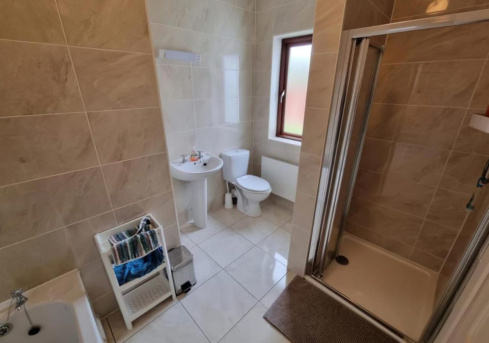 Bathroom, Bath