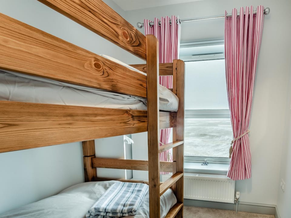 bunk bed