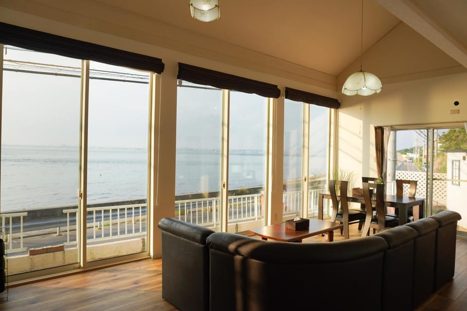 Living room, Sea view