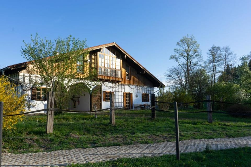 Ferienwohnung mit großem Panoramafenster Apartment in Berchtesgadener Land