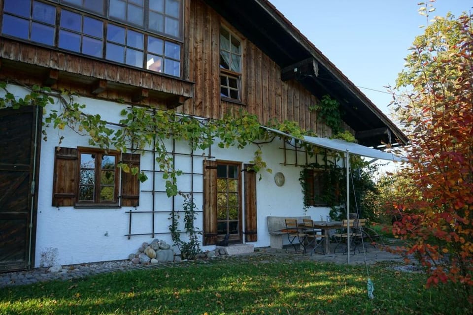 Ferienwohnung mit großem Panoramafenster Apartment in Berchtesgadener Land