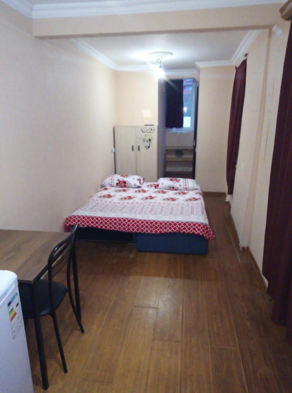 Bed, Kitchen or kitchenette, Photo of the whole room, Bedroom, wardrobe