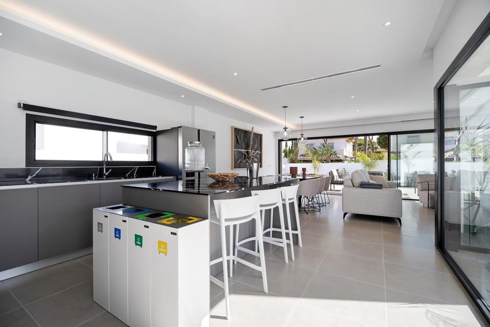 Property building, Living room