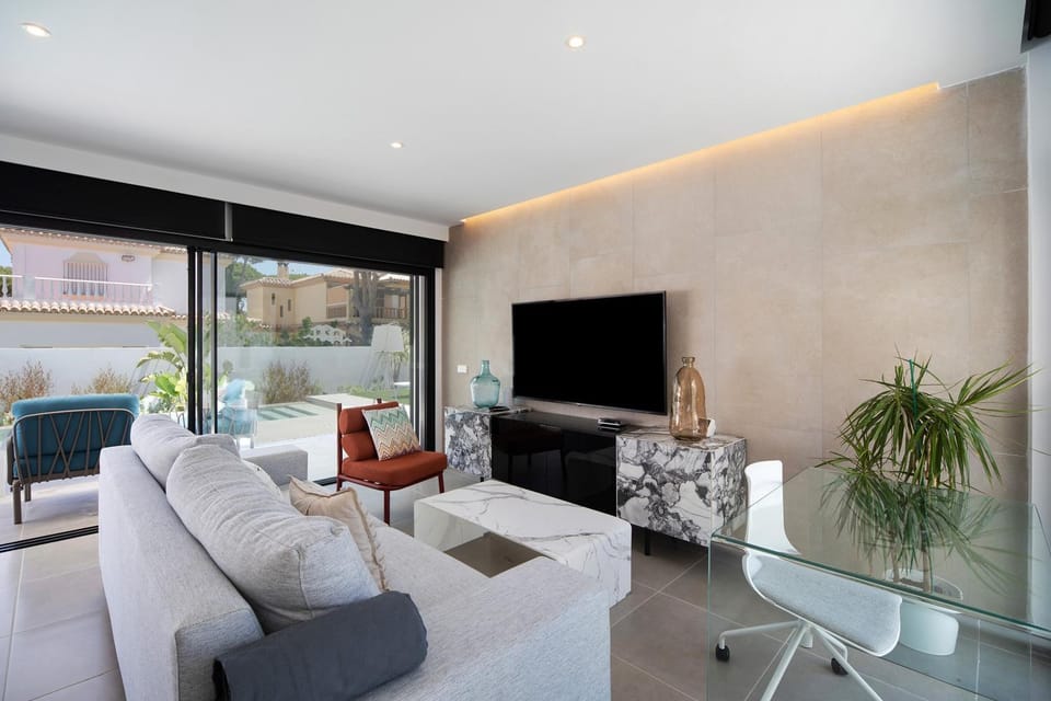 Property building, Living room