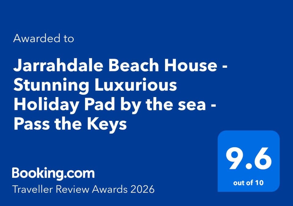 Jarrahdale Beach House - Stunning Luxurious Pad by the Beach - Pass the Keys Apartment in Herne Bay