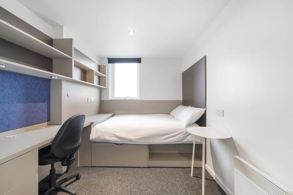 For Students Only Canvas City Point Coventry Apartment in Coventry