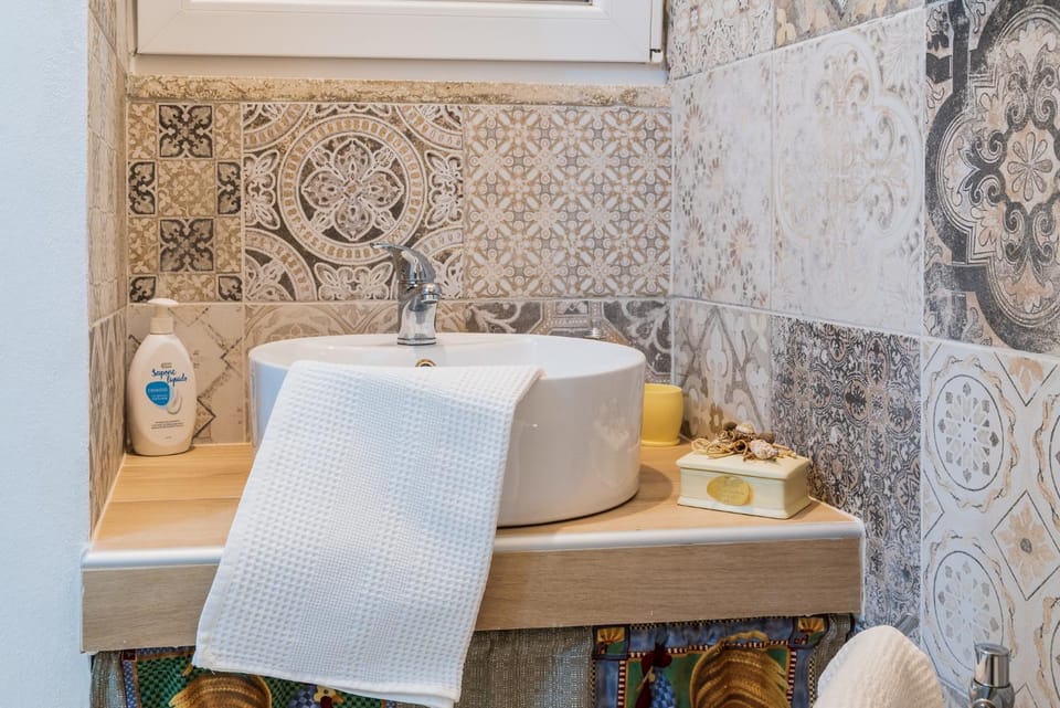 Bathroom, bidet