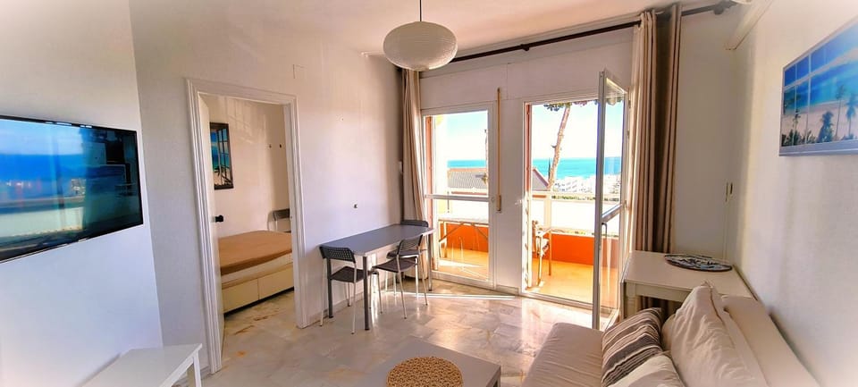 Living room, Sea view