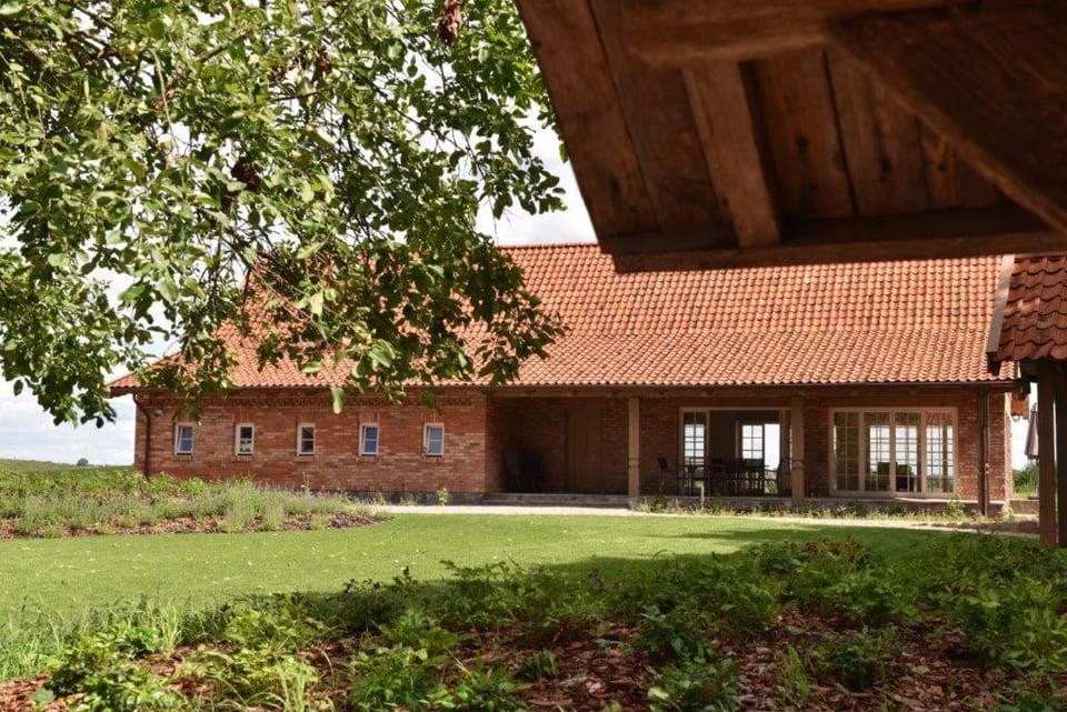 Facade/entrance, Garden
