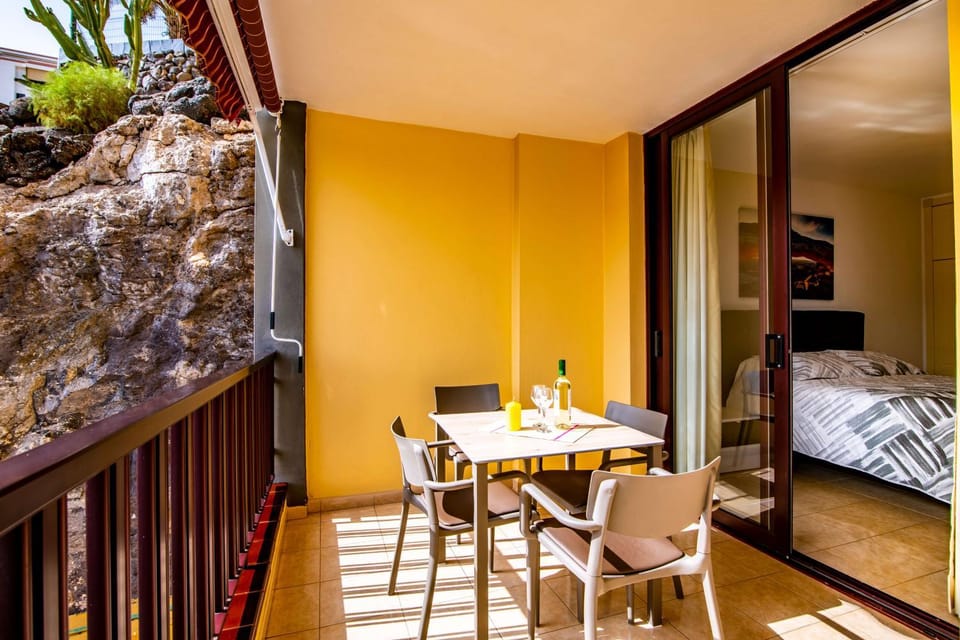 Lovely 1-bedroom apartment whit pool Apartment in Canary Islands