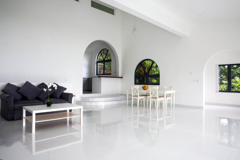 TV and multimedia, Living room, Dining area