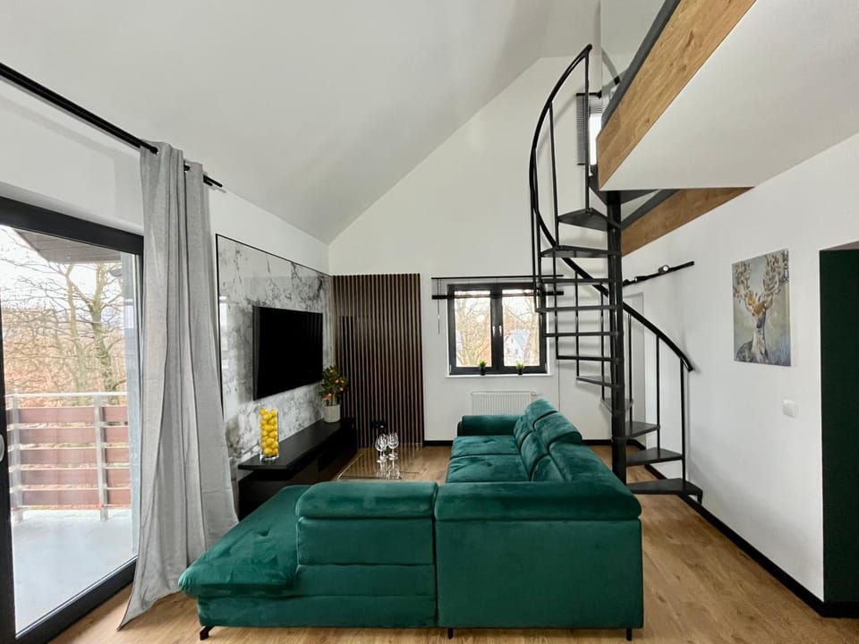TV and multimedia, Living room, Photo of the whole room, Seating area