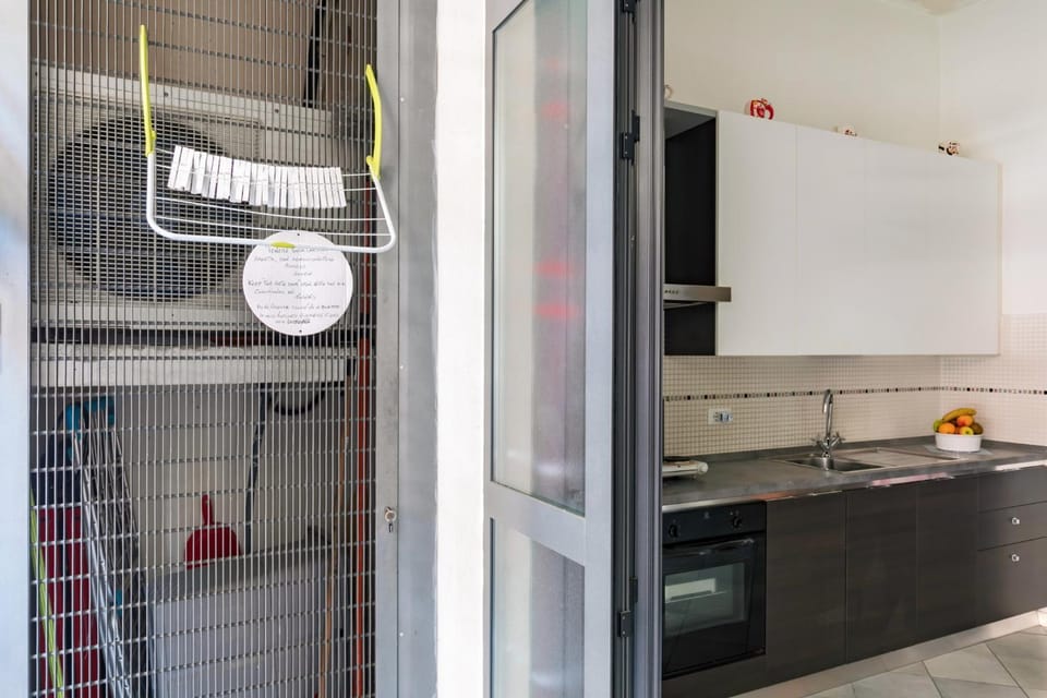 Facade/entrance, Kitchen or kitchenette, minibar, pet friendly, stove