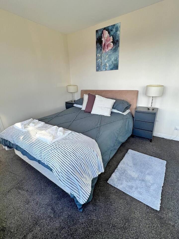 Spacious & High in the Skyplaza - 1bd 1bth Apt Apartment in Canberra