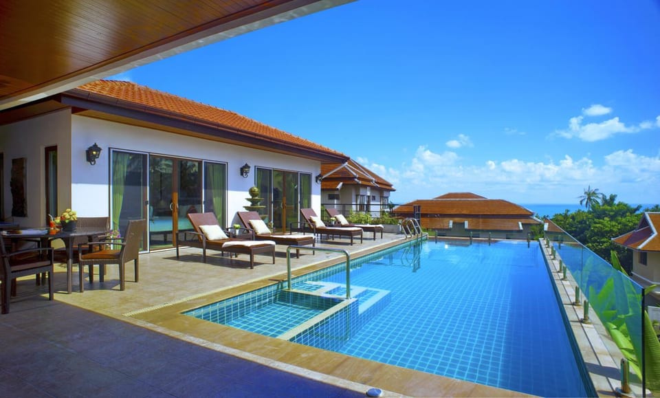 Day, Swimming pool, Swimming pool