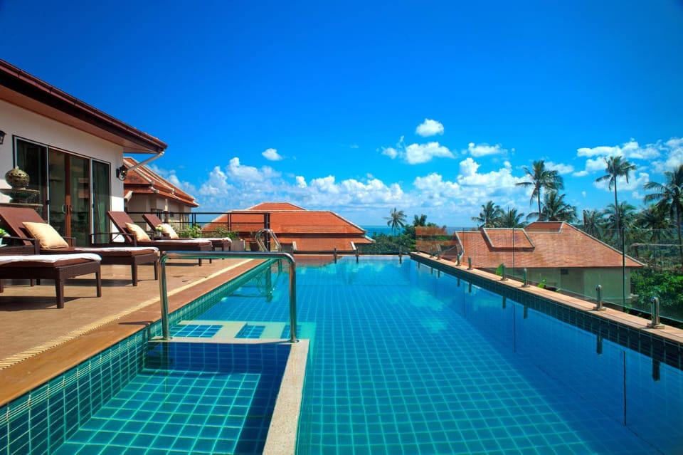 Day, Swimming pool, Swimming pool