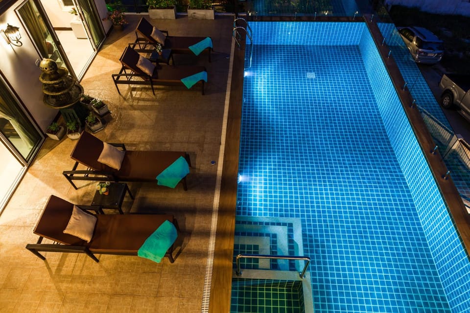 Swimming pool, Swimming pool