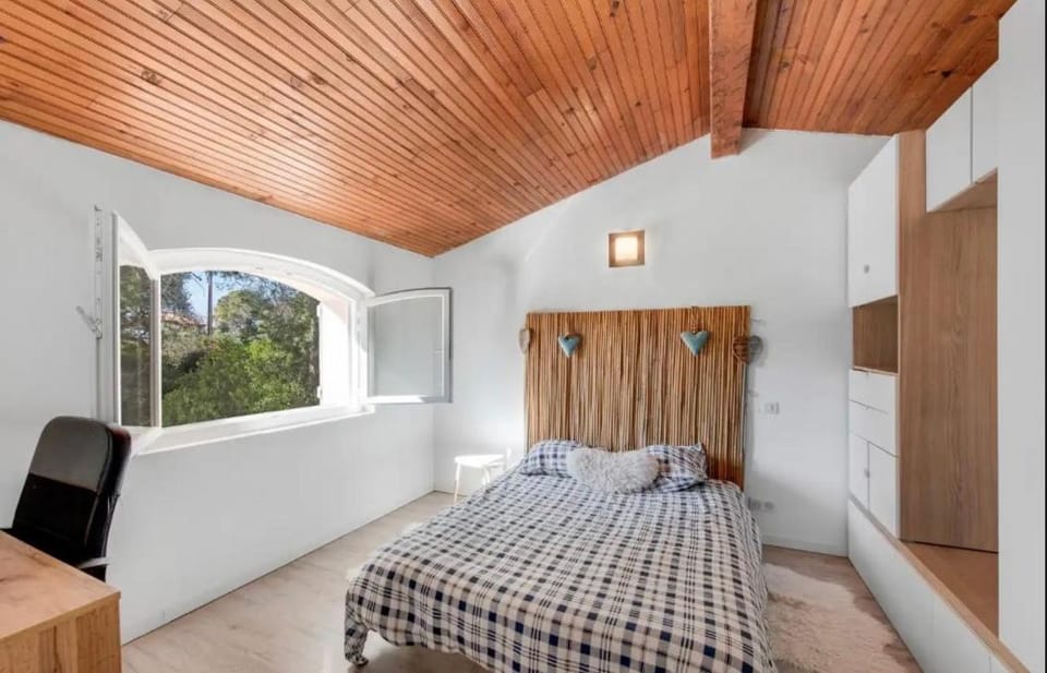 Magnifique villa avec piscine Villa in Saint-Raphael