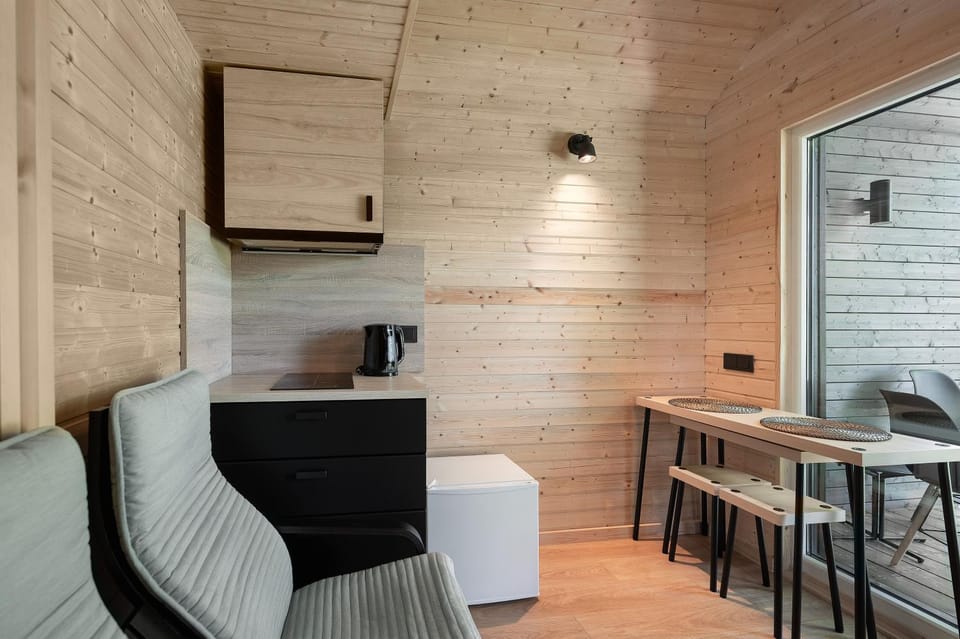 View (from property/room), Kitchen or kitchenette, Living room