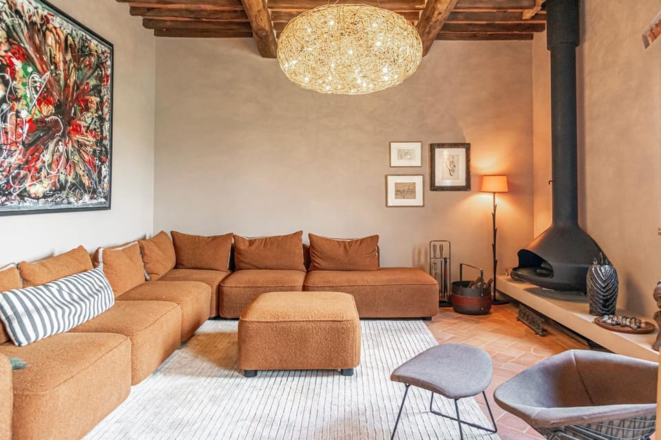 Living room, Seating area, flat iron