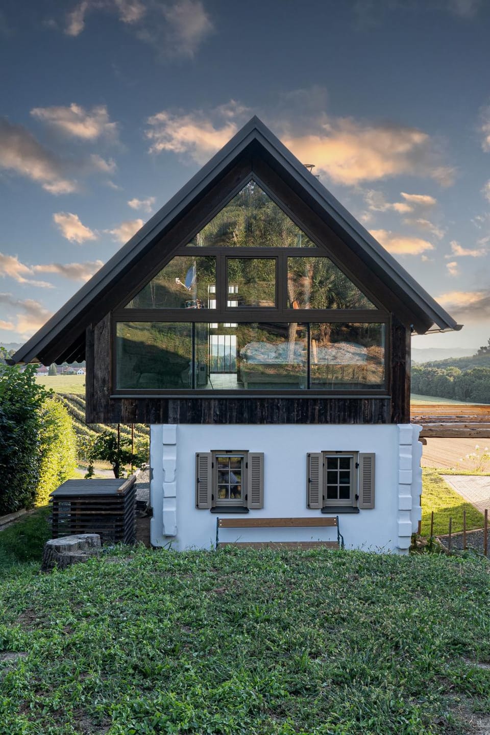 Property building, View (from property/room), View (from property/room), Garden view, Garden view, Sunset, Quiet street view, Inner courtyard view