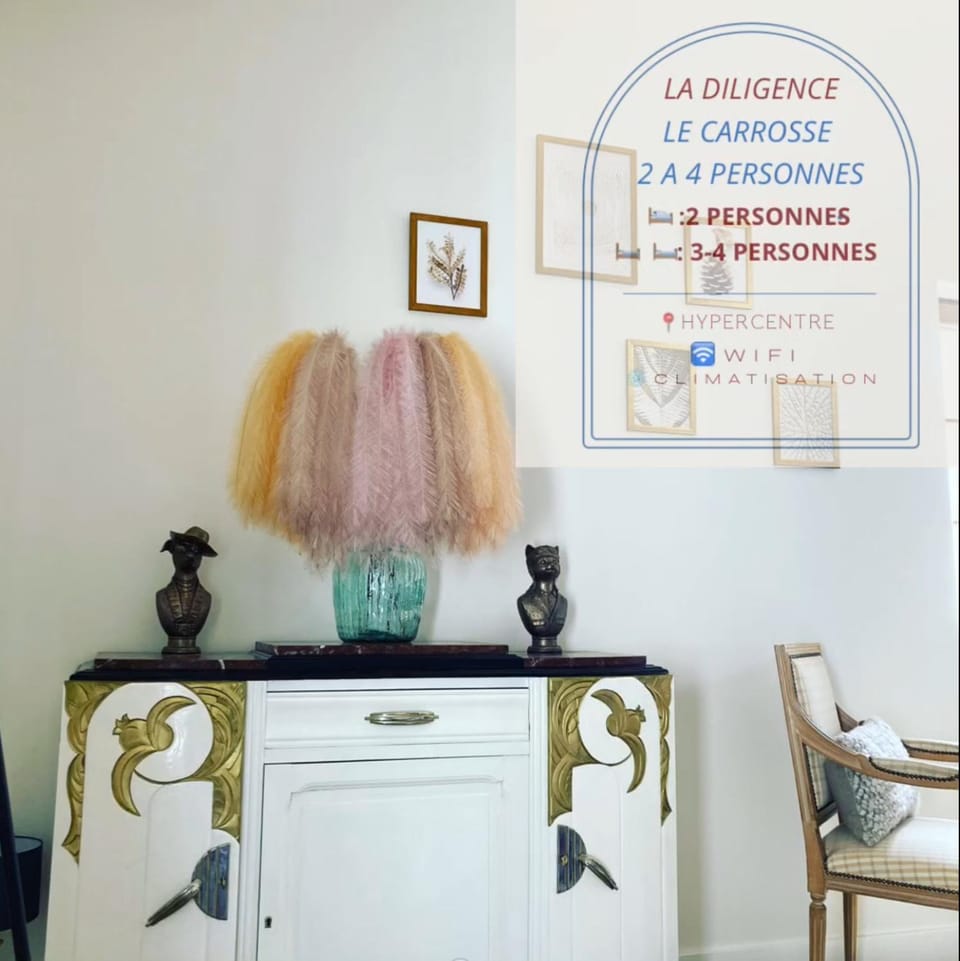 Le carrosse, la diligence, centre Saint Jean de Losne tarif 2pers 1 chambre, tarif 4 pers 2 chambres Apartment in Jura