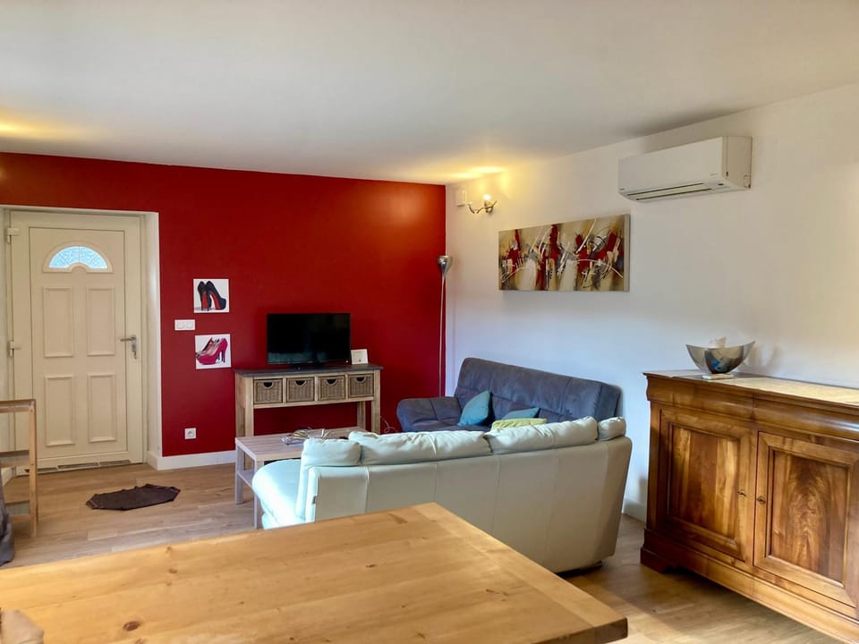 Gîte le Tour 45 m2 Cévennes Lozère Apartment in Auvergne-Rhône-Alpes