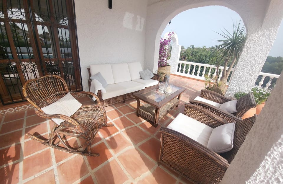 Day, Garden, View (from property/room), Balcony/Terrace, Seating area, Garden view