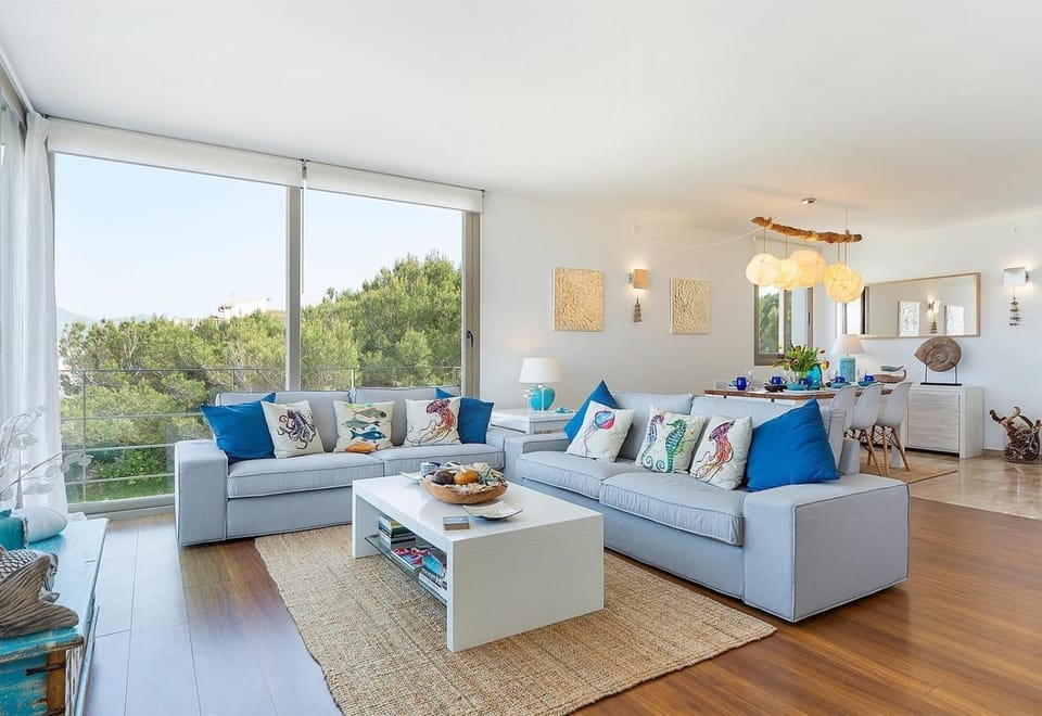 Property building, Living room