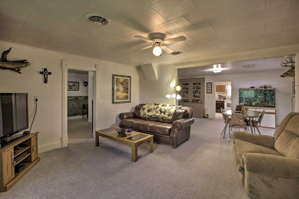 Walkable Ten Sleep House with Patio and Sunroom! House in Wyoming