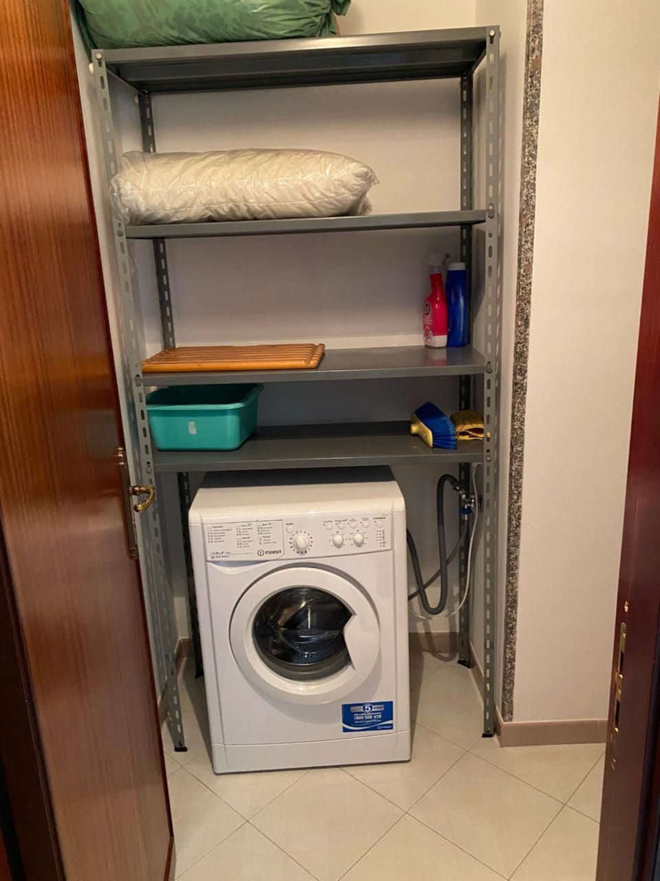 laundry, washing machine