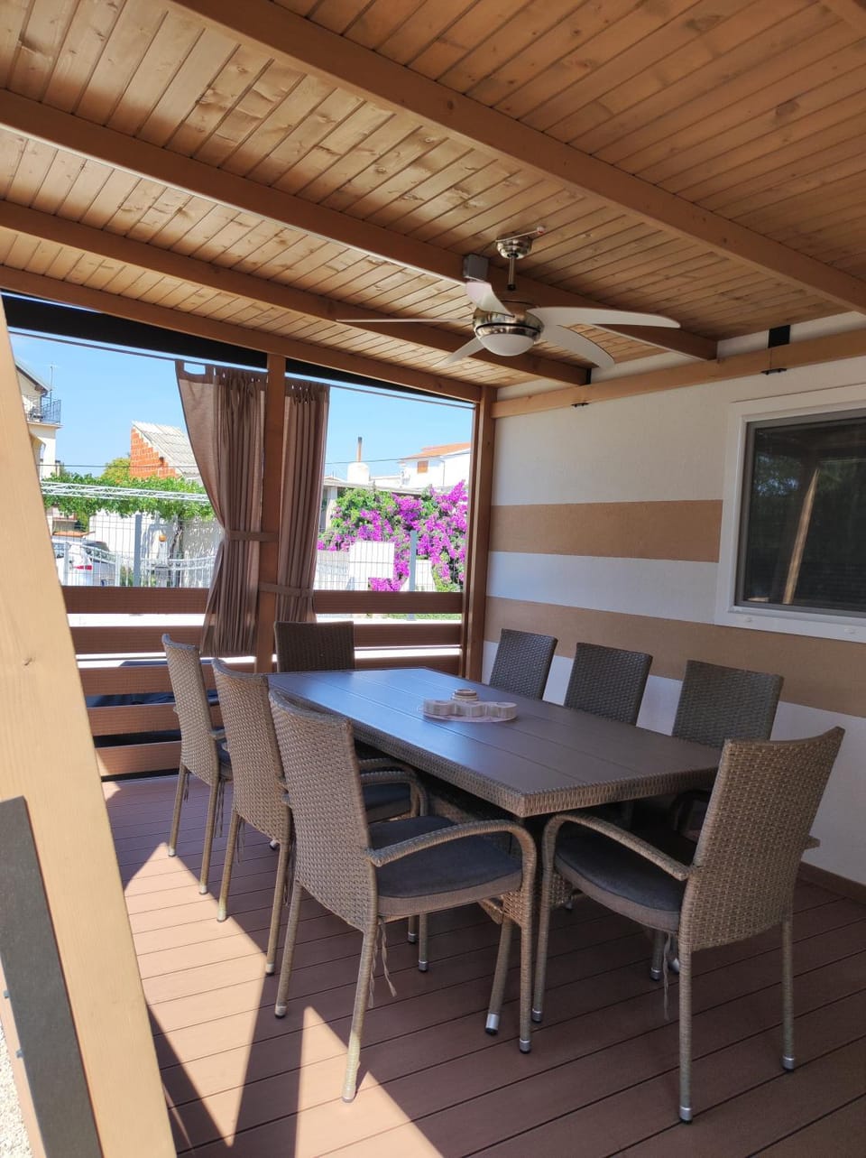 Balcony/Terrace, Dining area