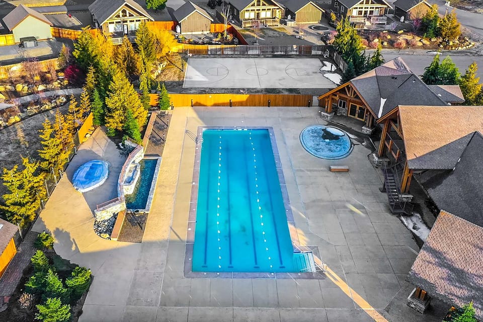 Pool Access: Cle Elum Mtn-View Cabin w/ Game Room Cabin in Roslyn