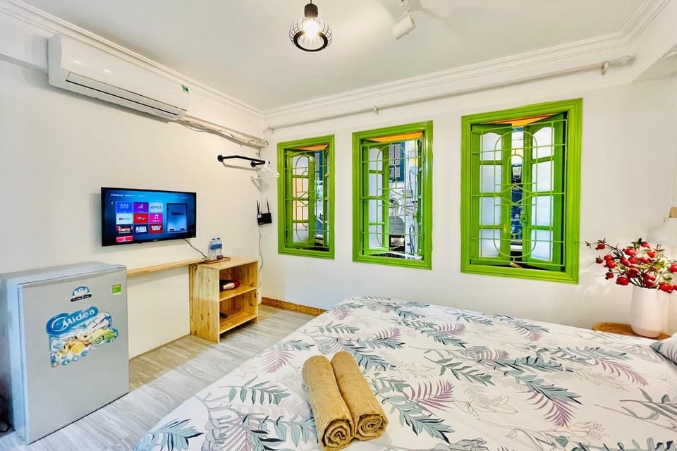 TV and multimedia, Photo of the whole room