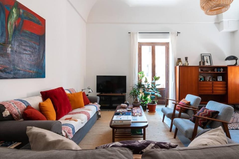 Communal lounge/ TV room, Living room, Evening entertainment