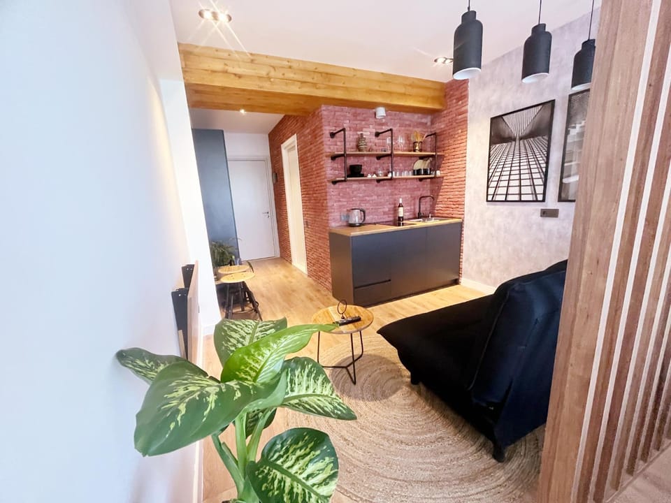 Kitchen or kitchenette, Living room, Seating area