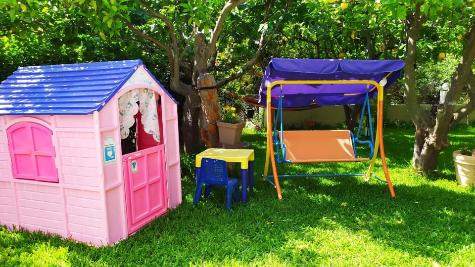 Garden, Garden view, children