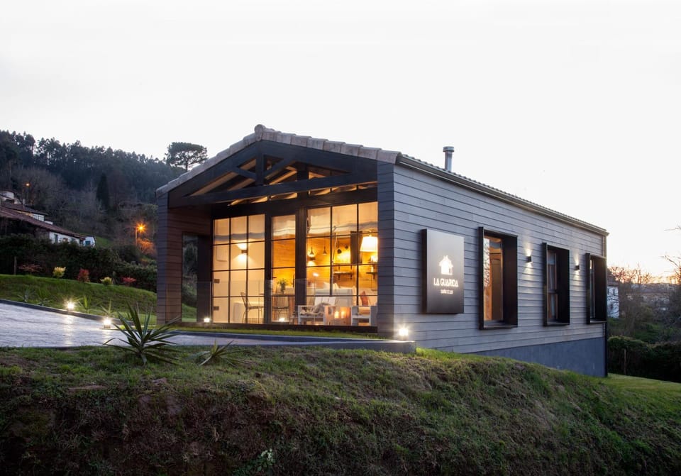 Property building, Facade/entrance, Garden, Sunset