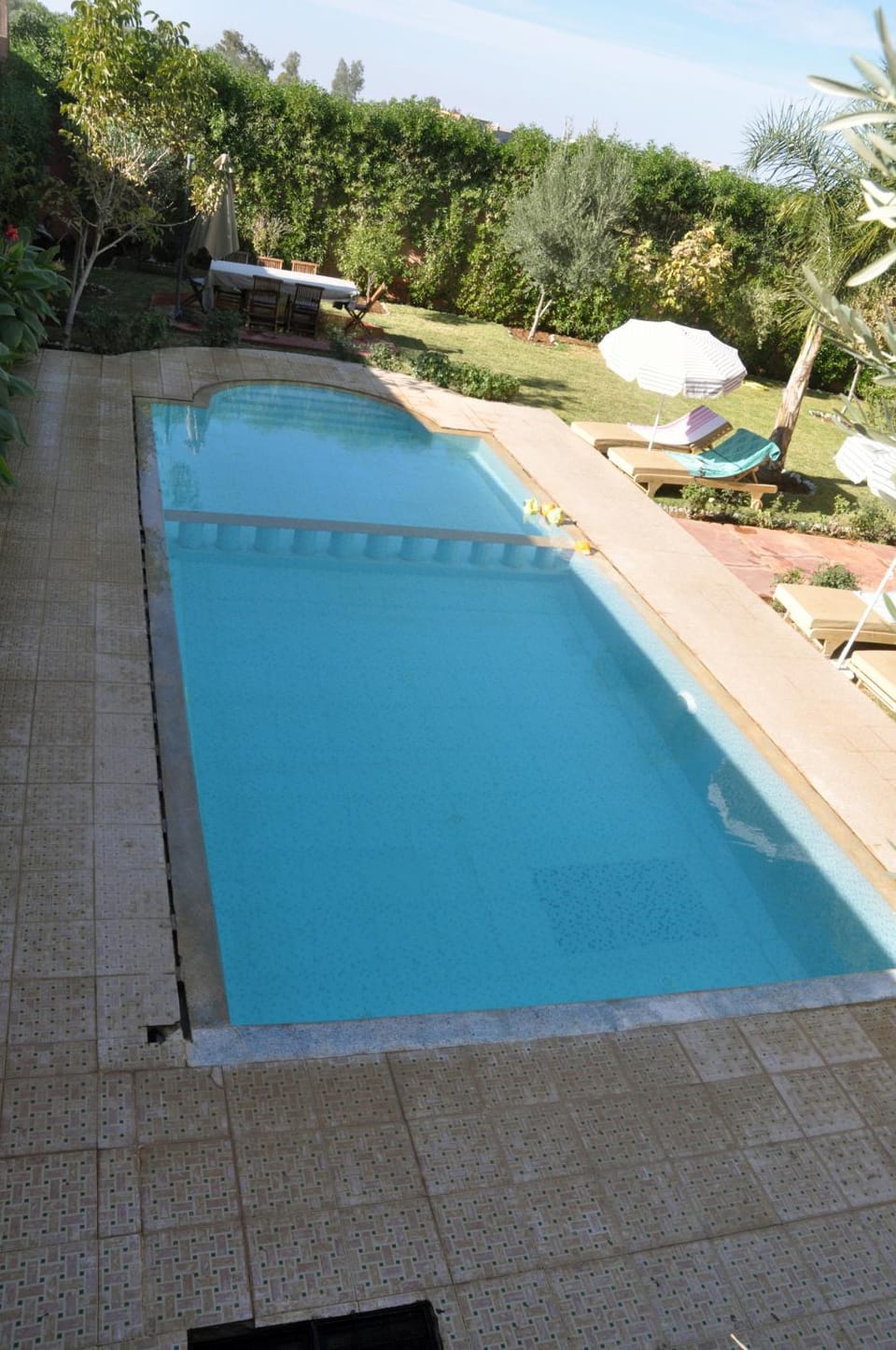 Swimming pool
