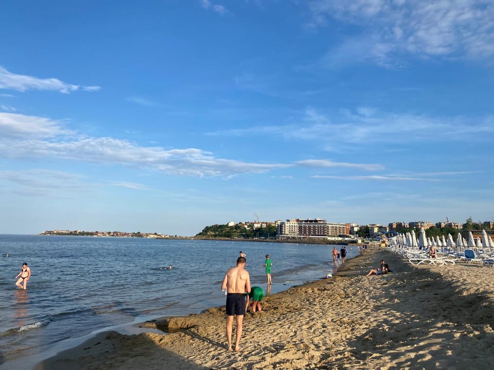 Day, People, Natural landscape, Beach, Guests, Sea view