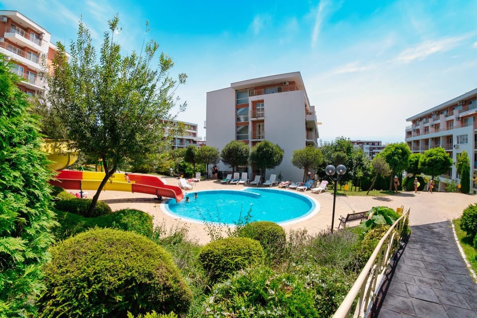 Garden view, Pool view, Swimming pool