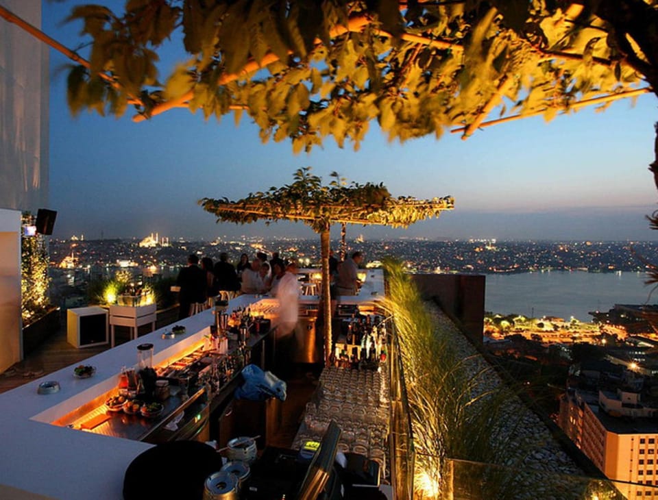 Natural landscape, Balcony/Terrace, Lounge or bar