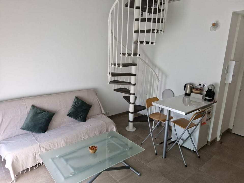 Chez Nadia Apartment in Occitanie