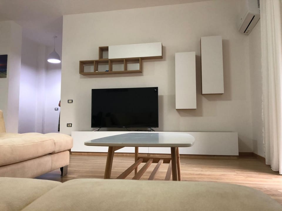 TV and multimedia, Seating area