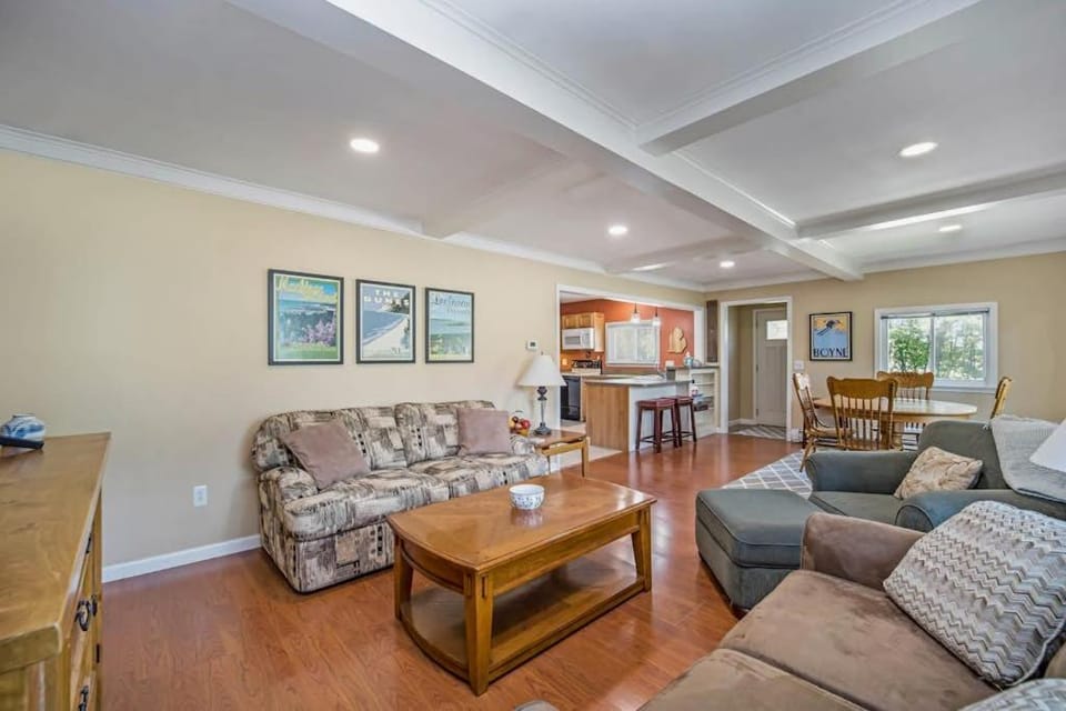 Pleasant Street Retreat House in Boyne City