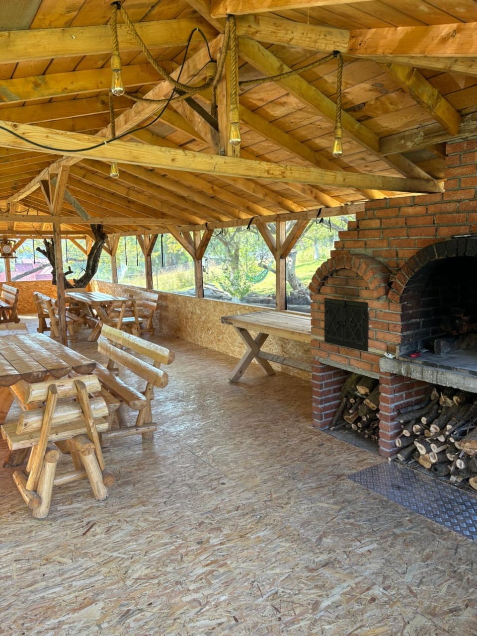 Transylvanian House Bed and Breakfast in Brașov County